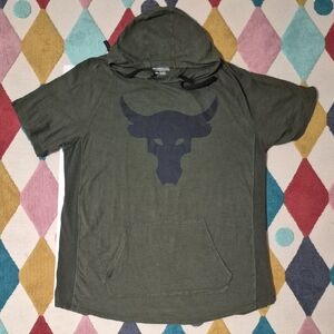 Under Armour Men's Project Rock Charged Cotton Short Sleeve Hoodie.